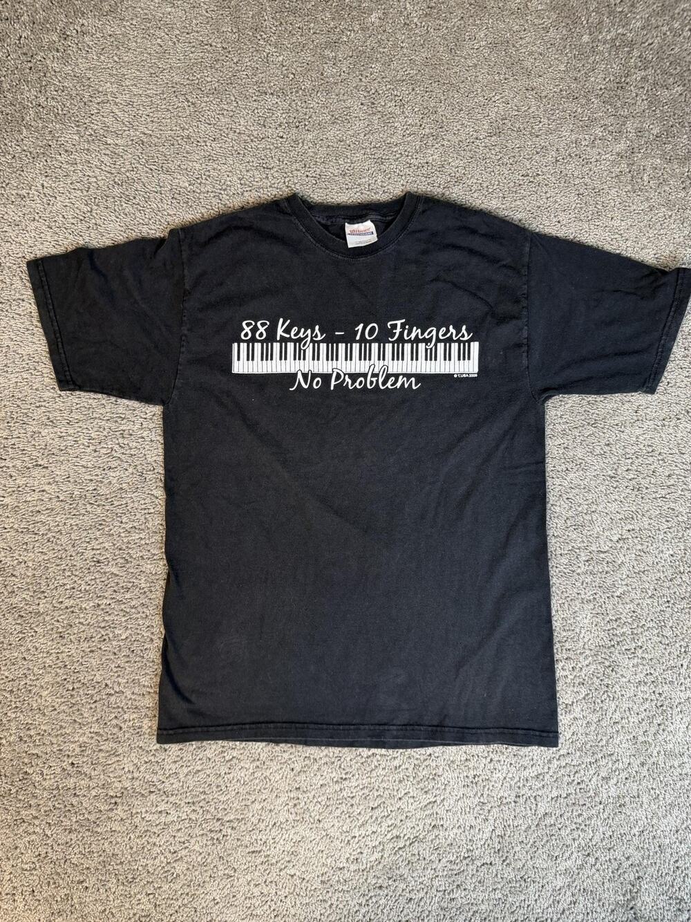 VTG Piano Shirt Mens M Black 88 Keys 10 Fingers Piano Graphic Crew Neck Cotton